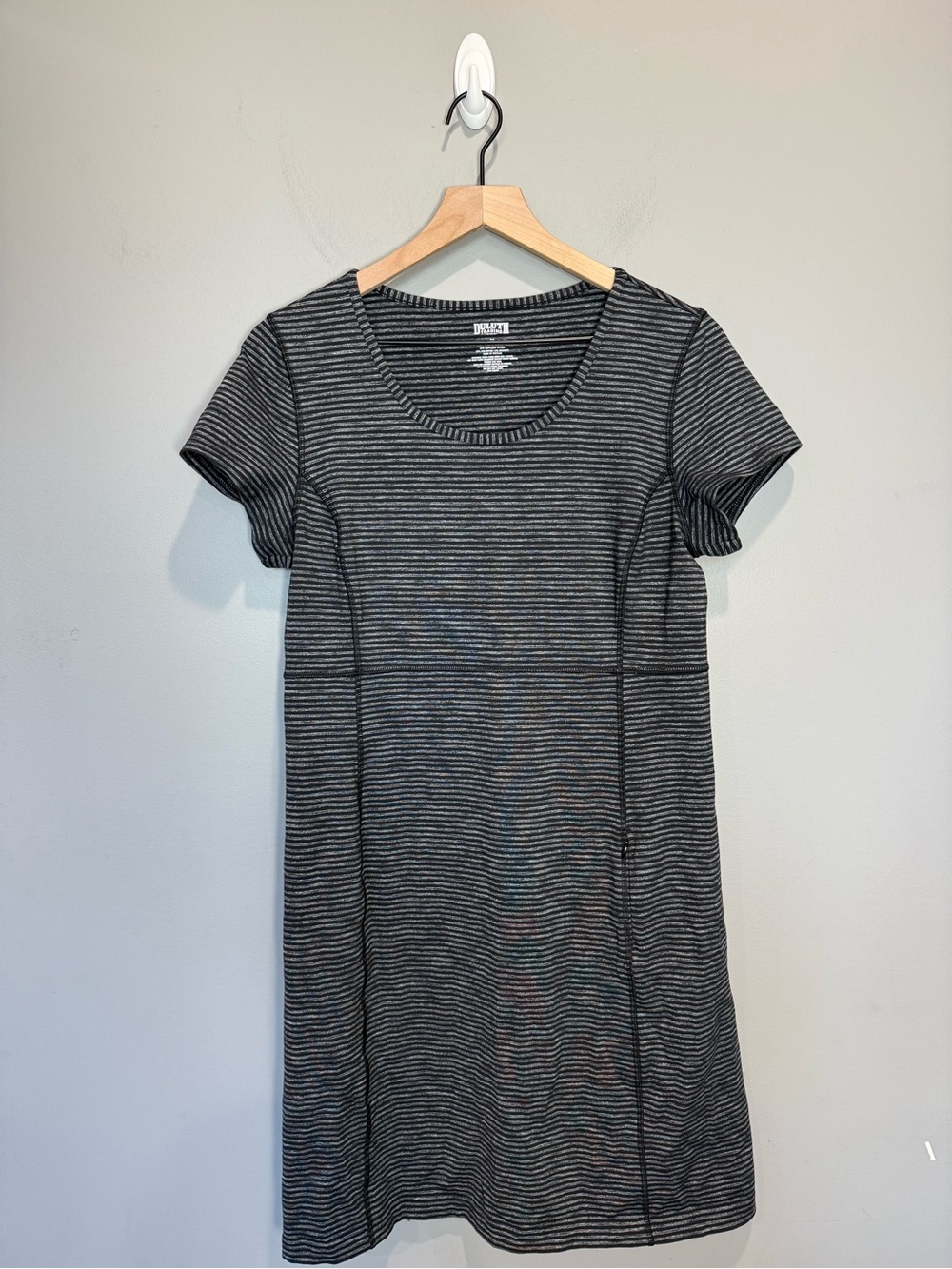 Duluth Trading Co Supplex Striped Performance T Shirt Dress M